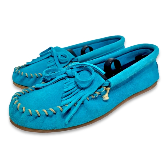 *SOLD* Minnetonka Women's Kilty Hardsole Moccasins Turquoise Size 8 - Picture 2 of 10